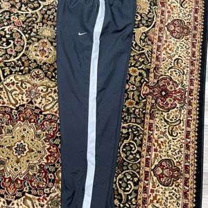 Men’s Nike windbreaker pants